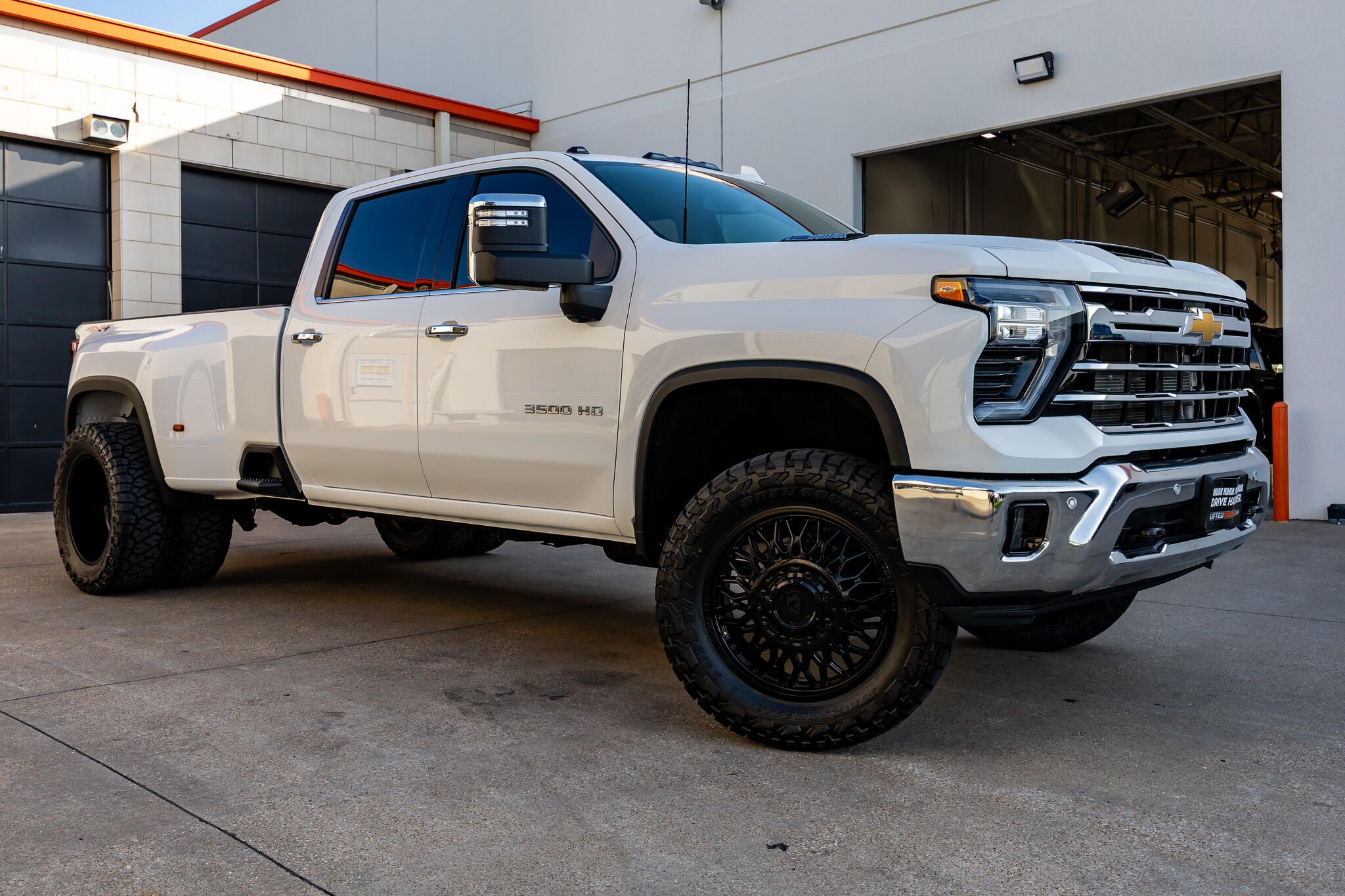 chevrolet silverado 3500hd 2025 1GC4KUEY7SF168395 image chevrolet silverado 3500hd 2025 1GC4KUEY7SF168395 image